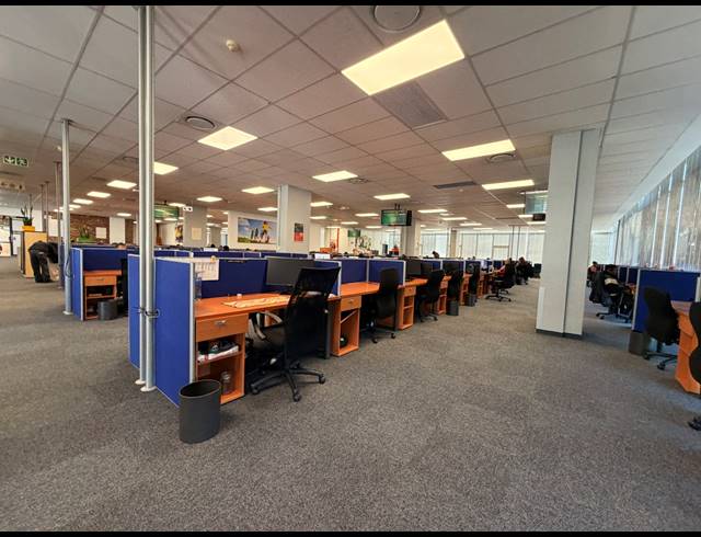 5,141M² OFFICE TO LET IN CAPE TOWN CITY CENTRE